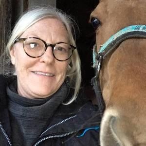 Meet your Posher, Julie